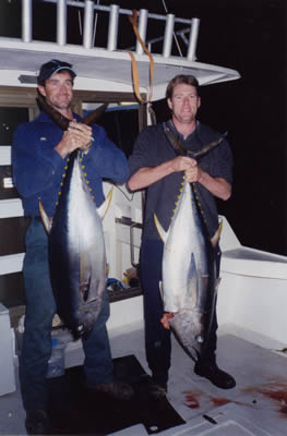On Born
      Free, Glen 'Fox' Johnson and Dave 'Soss' Harrison, both with a 28 and 
      30 Kg Yellowfin Tuna
